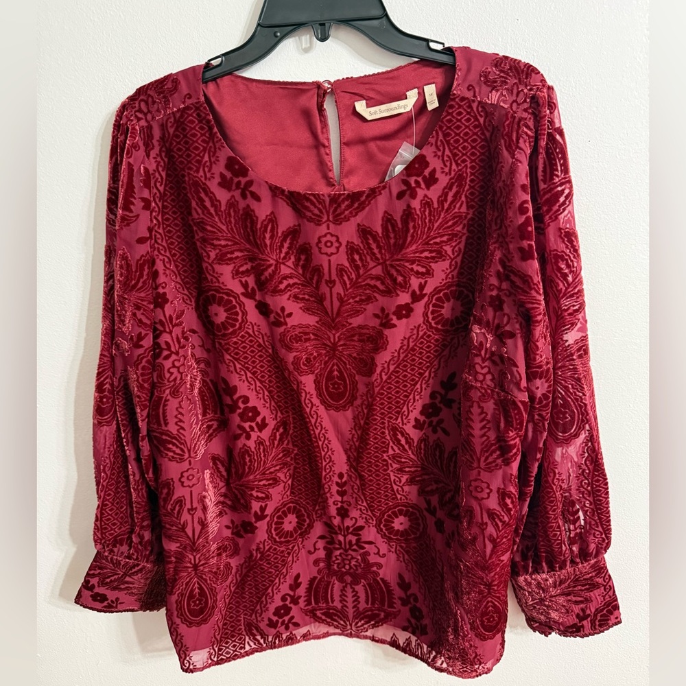 Soft Surroundings Vanetta Velvet  Whimsy goth Top SZ 1X in Rhubarb NWT